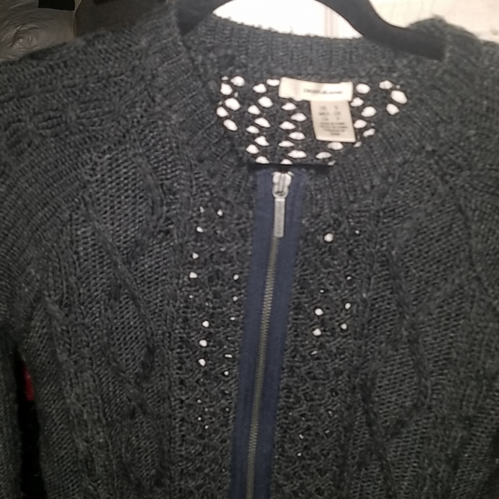 DKNY sweater